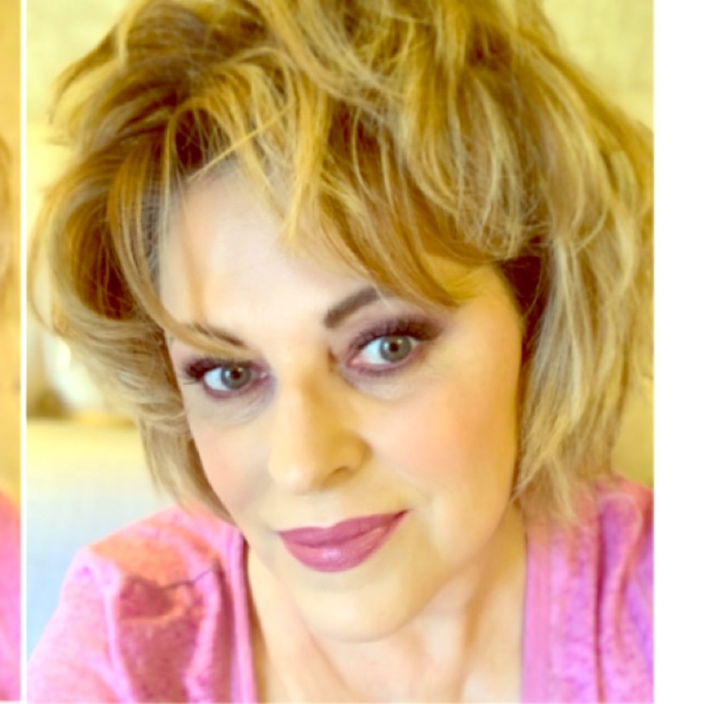 Meet your Posher, Cindy